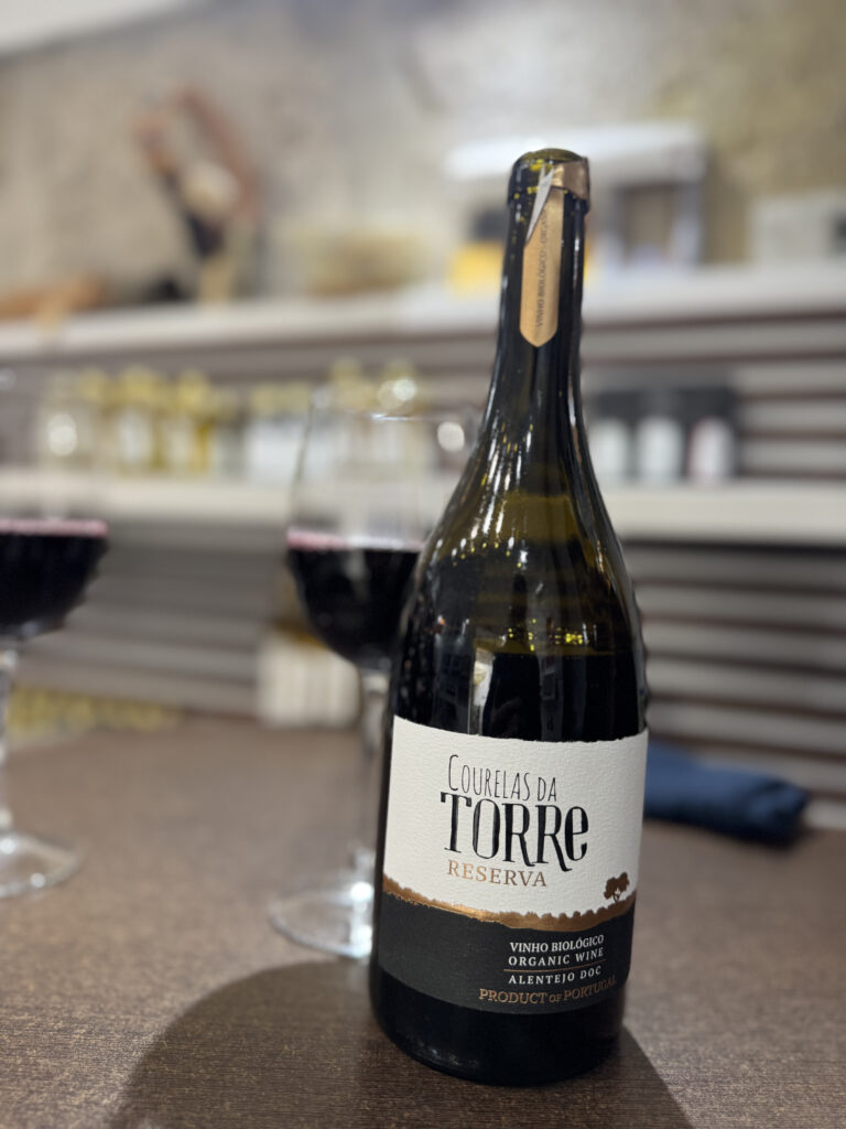 Courelas da Torre reserva en uno de los buenos vinos vinos que elabora la bodega del mismo nombre