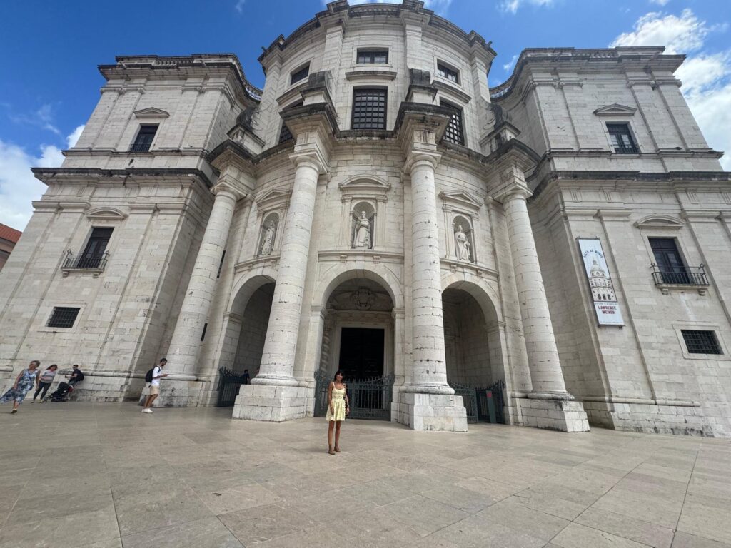 panteón nacional de Lisboa uno de los muchos edificios espectaculares de la ciudad