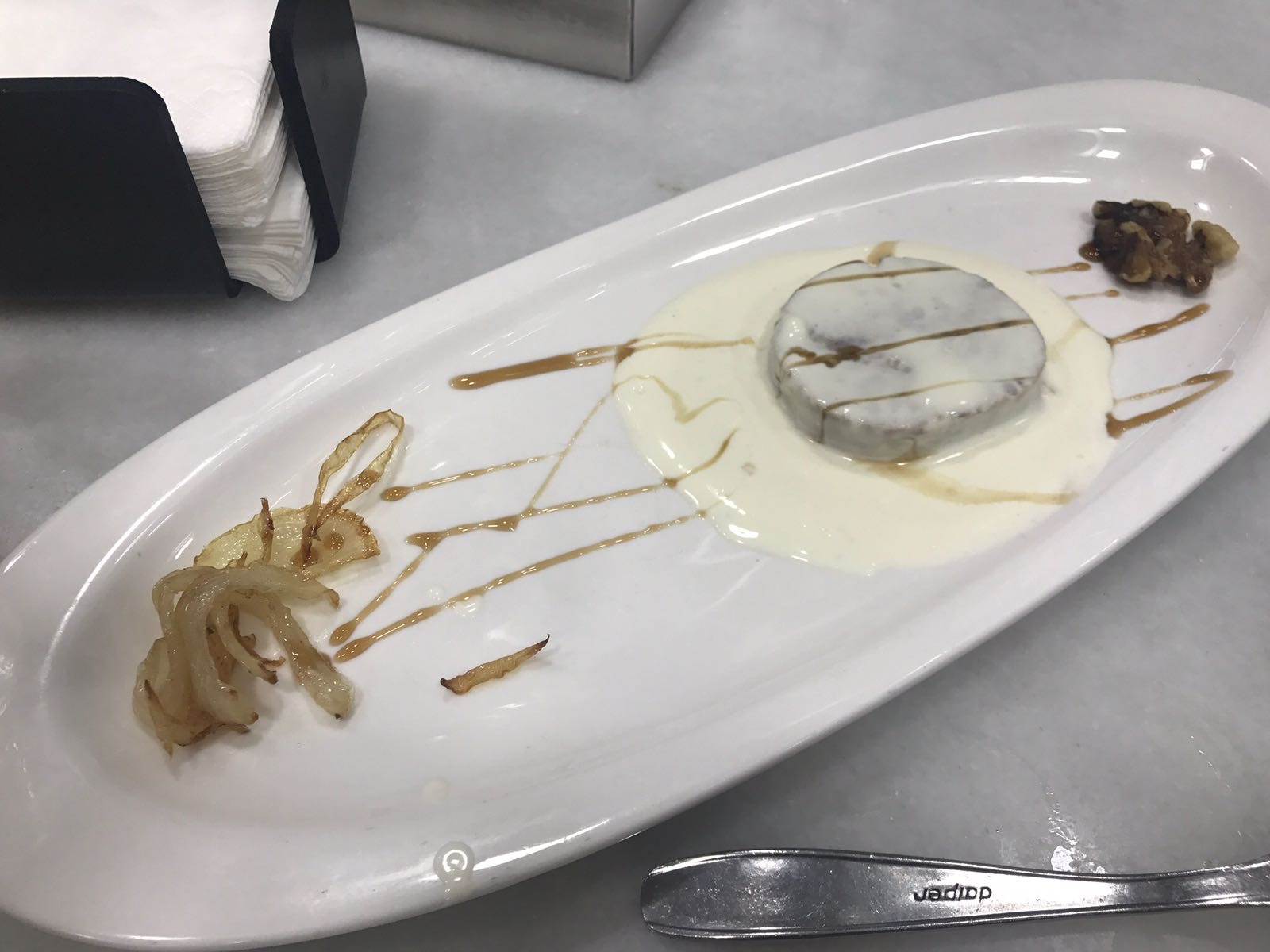 Morcilla de Atún de Avante Claro en Bajo Guía de Sanlúcar de Barrameda