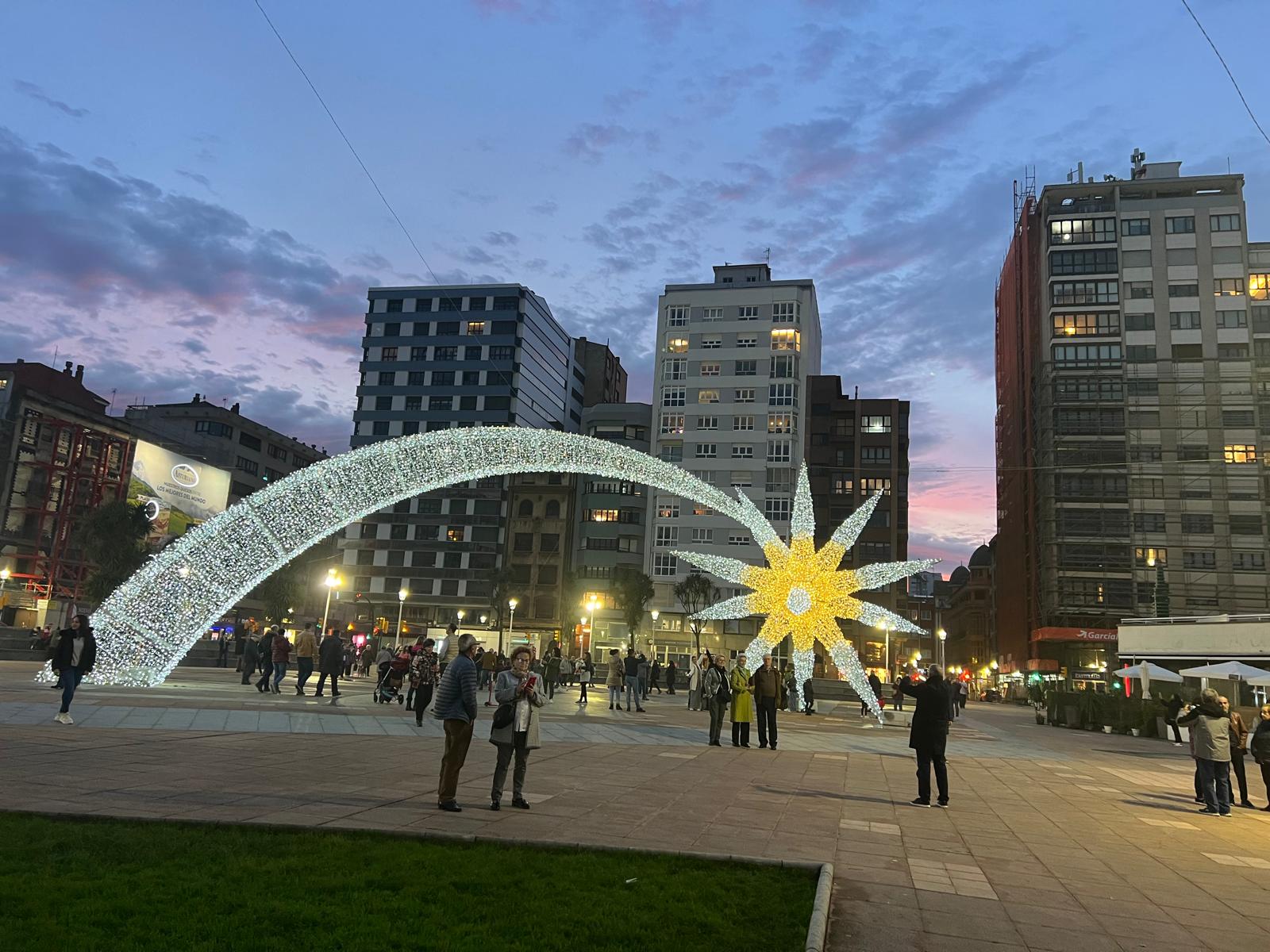 la estrellona de la navidad de gijon
