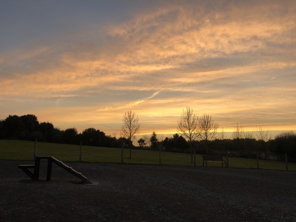 atardecer en la zona rural de gijon