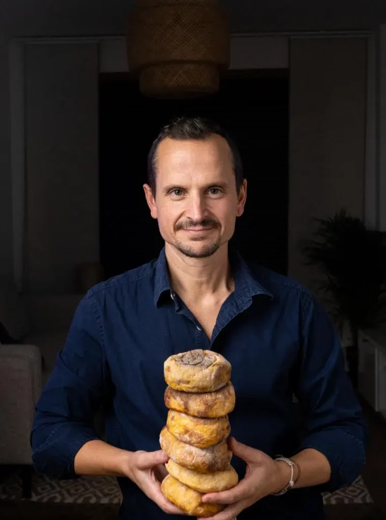 edu lavandeira autor del libro planeta pizza de oberon