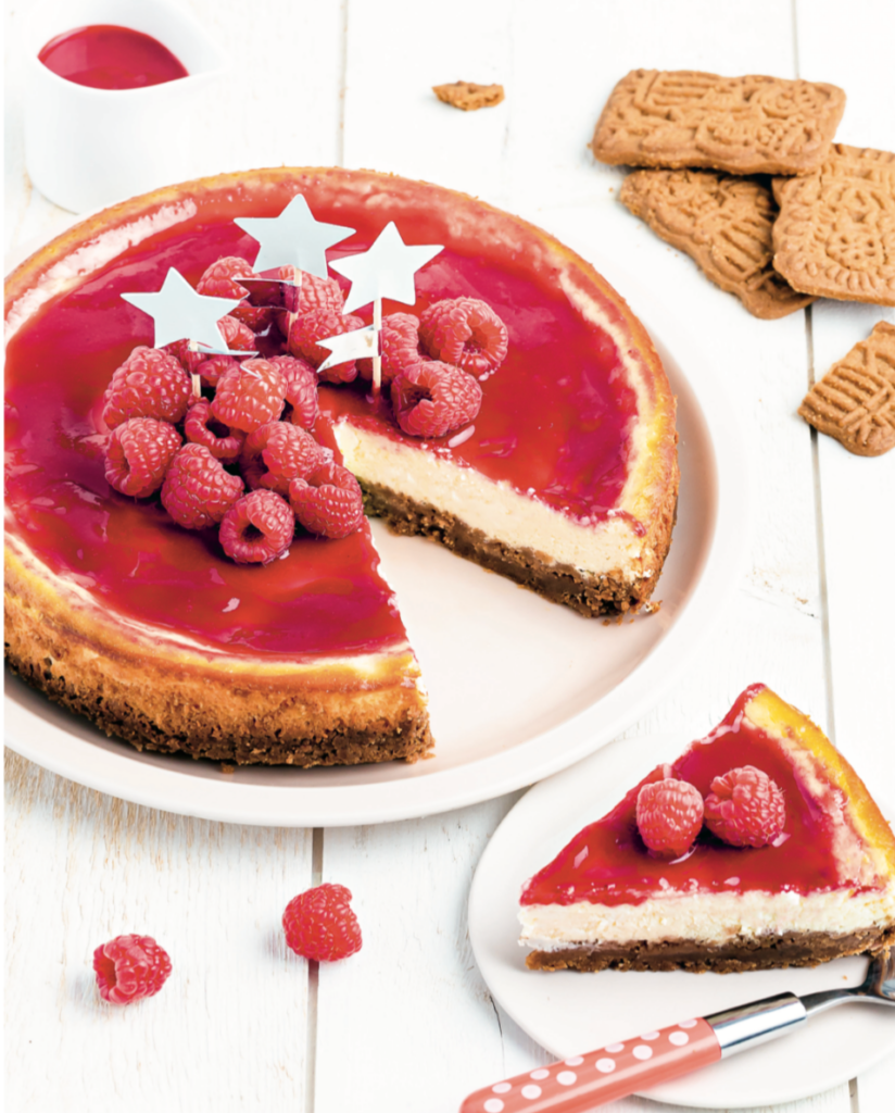 tarta de queso del libro de recetas para niños en un plis plas de Larousse Editorial