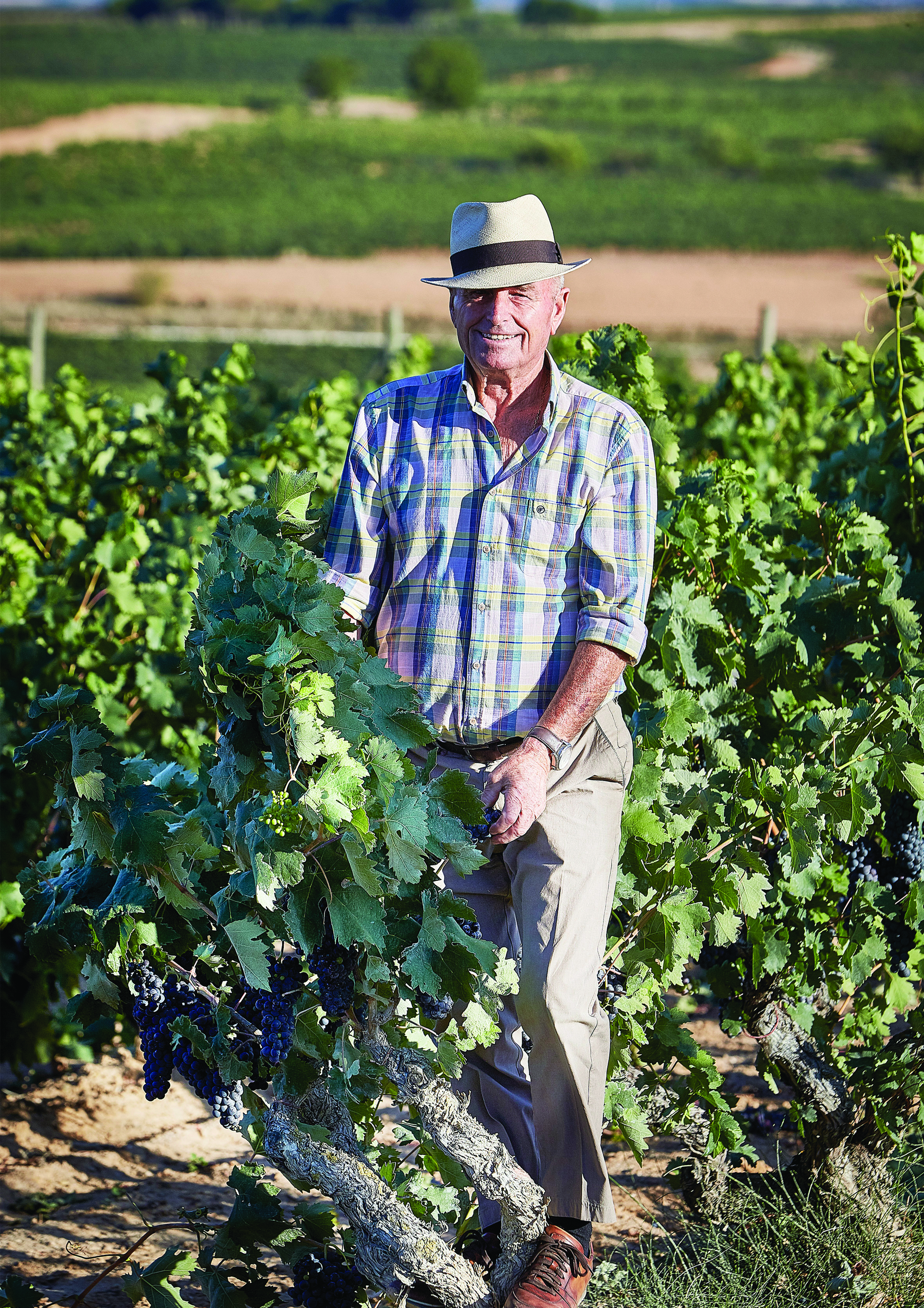 Adolfo Pérez Pacuas fundador de Bodegas Viña Pedrosa en La Ribera del Duero