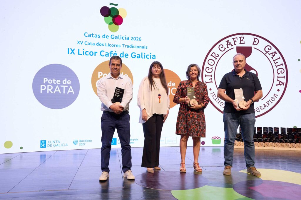 Santiago acoge la cata de Aguardientes y Licores Tradicionales de Galicia. Ganadores licor de café